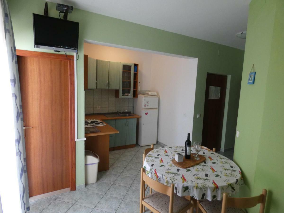 Apartmani Saric Rogoznica Зечево Экстерьер фото