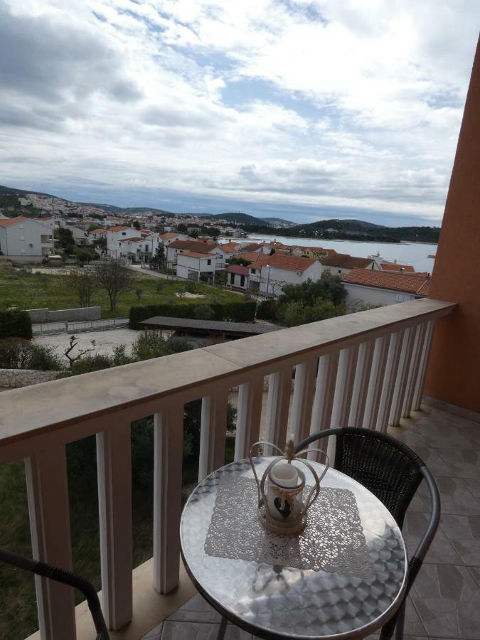 Apartmani Saric Rogoznica Зечево Экстерьер фото