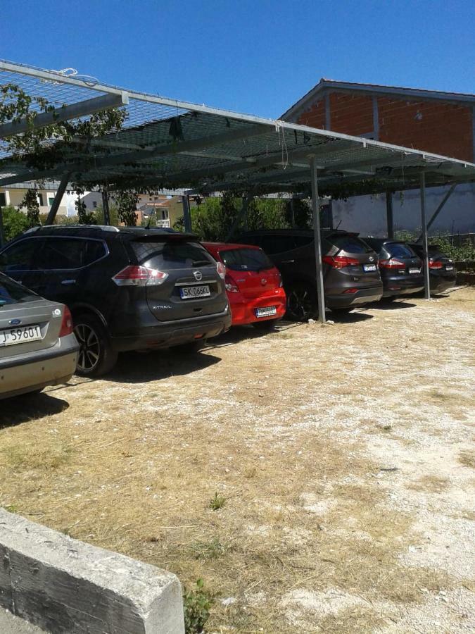 Apartmani Saric Rogoznica Зечево Экстерьер фото
